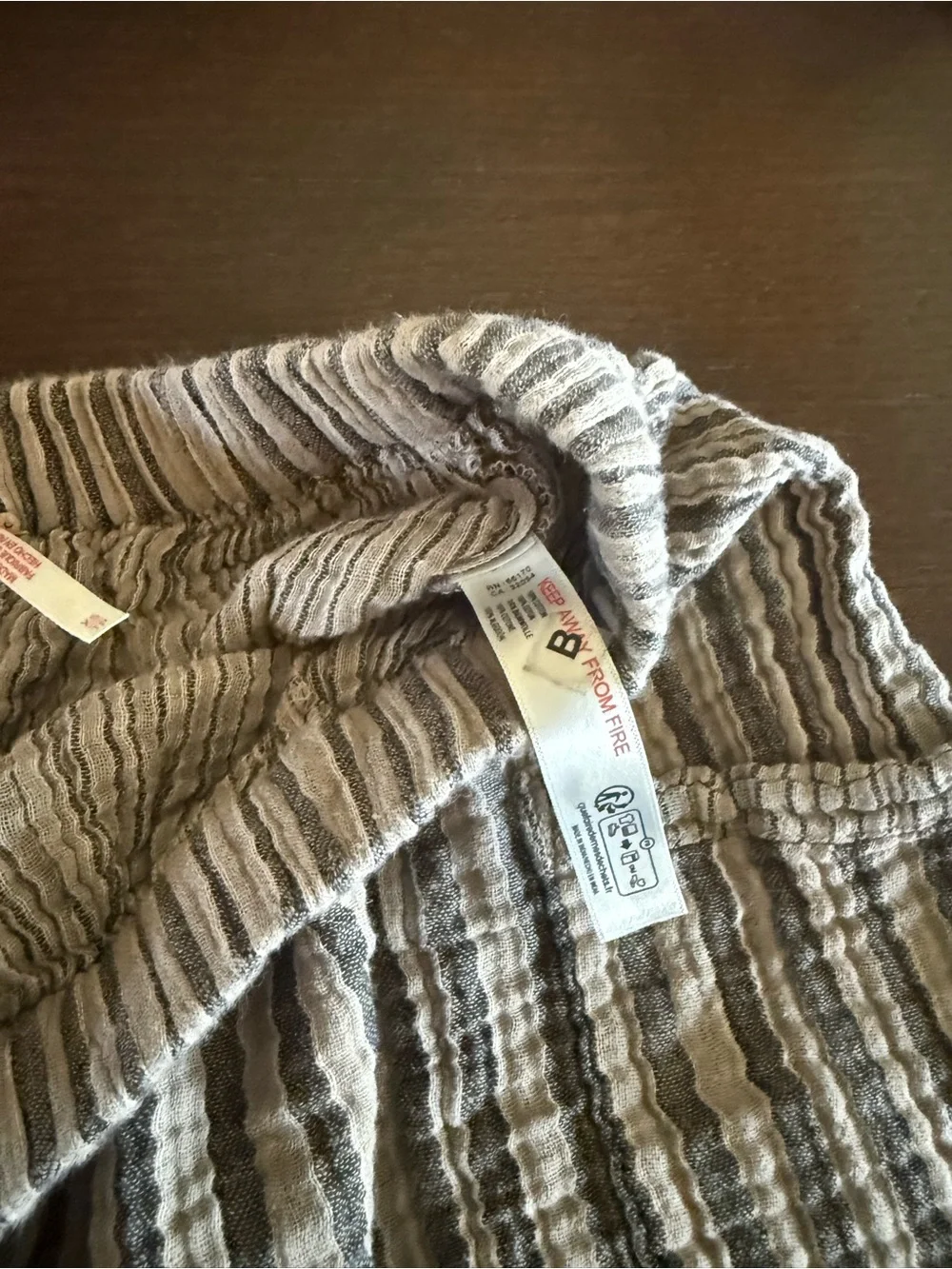 Free People Quinn Pants. 2 pairs ivory and charcoal combo XS - Picture 3 of 8